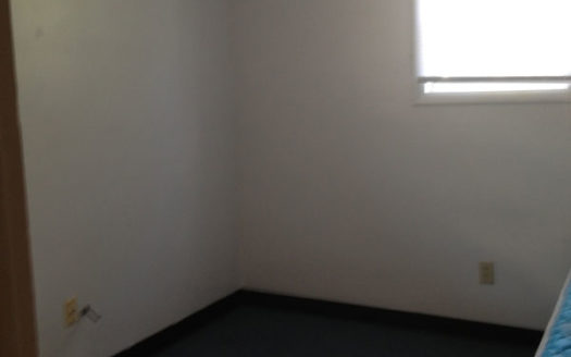 793 Maple Street Apt. B